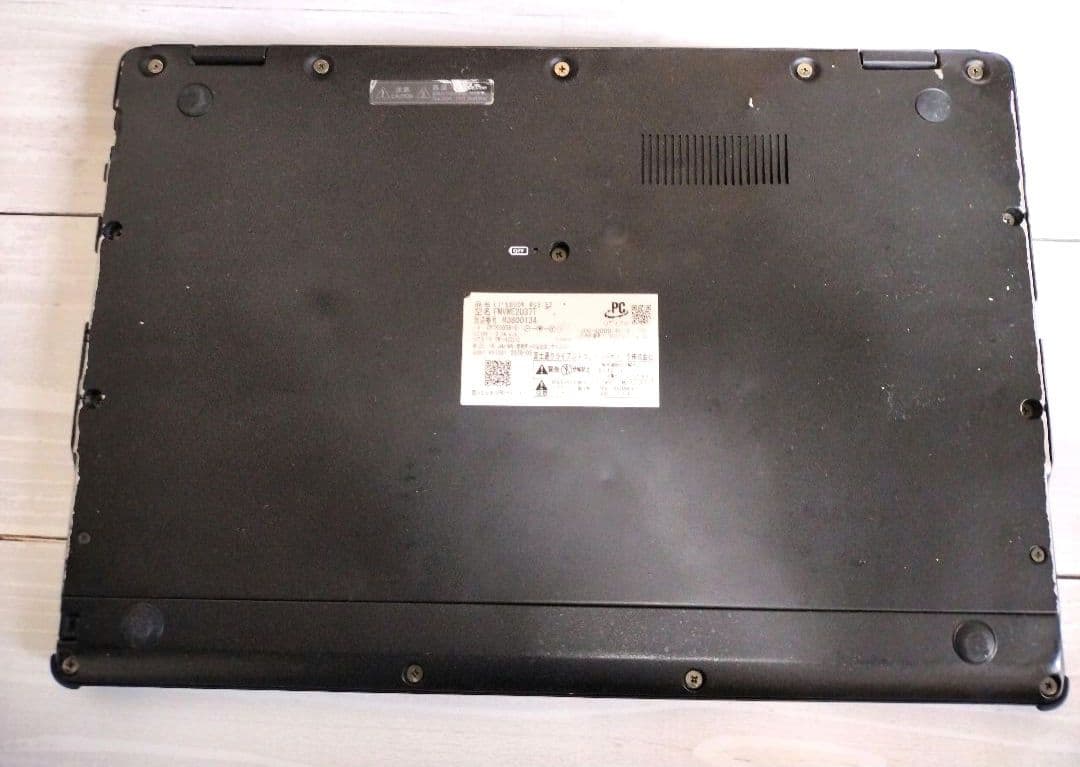 【軽量/顔認証 /タッチペン付】富士通ノートPCLIFEBOOK WU3/E2