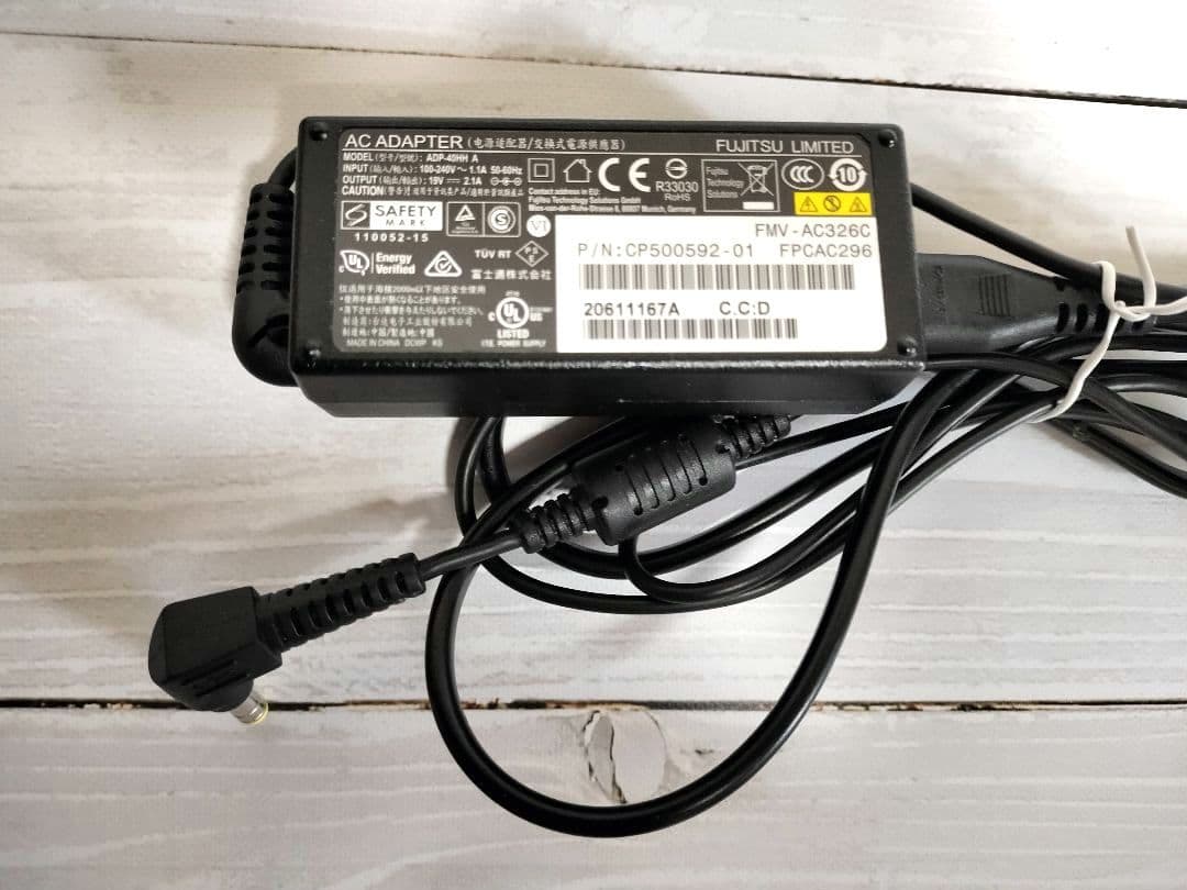 【軽量/顔認証 /タッチペン付】富士通ノートPCLIFEBOOK WU3/E2