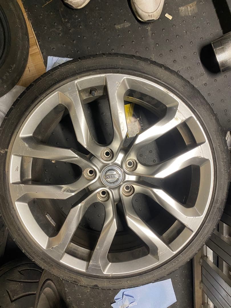 フェアレディZ Z34 純正ホイールタイヤ付き　２本