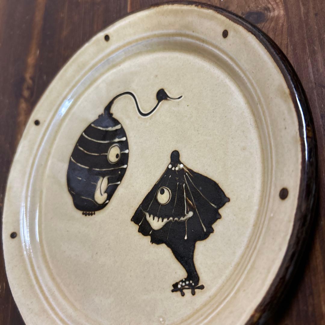 作家　陶芸作家　スリップウェア　お化け　ばけばけ　ちょうちん　傘お化け　7寸皿