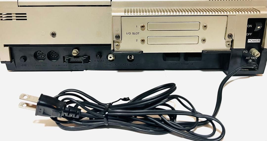 (データレコーダー不良ジャンク品）SHARP パソコンテレビX1 CZ-803C