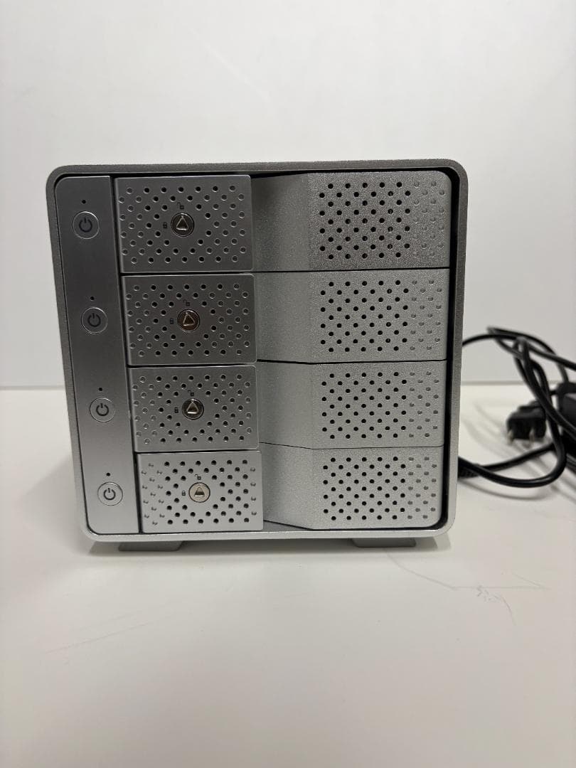 センチュリー 裸族のカプセルホテル USB3.1 CRCH35U31CIS