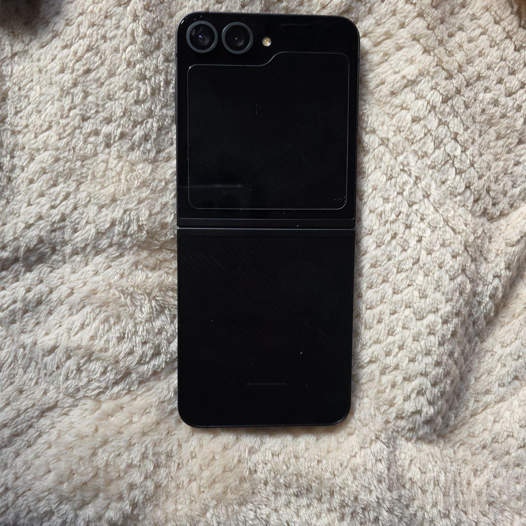 Samsung Galaxy Z Flip 6本体 ケース付き