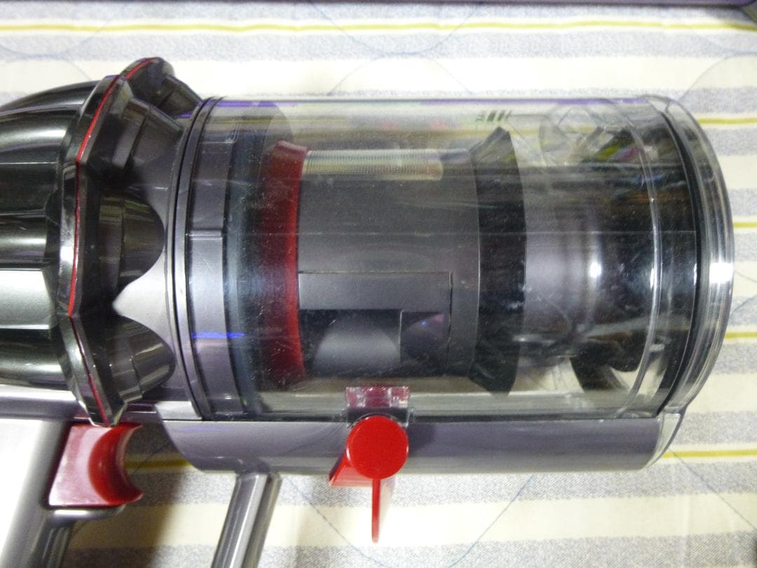 ダイソンSV18　動作確認済み　目立つキズ無し　エコ47分