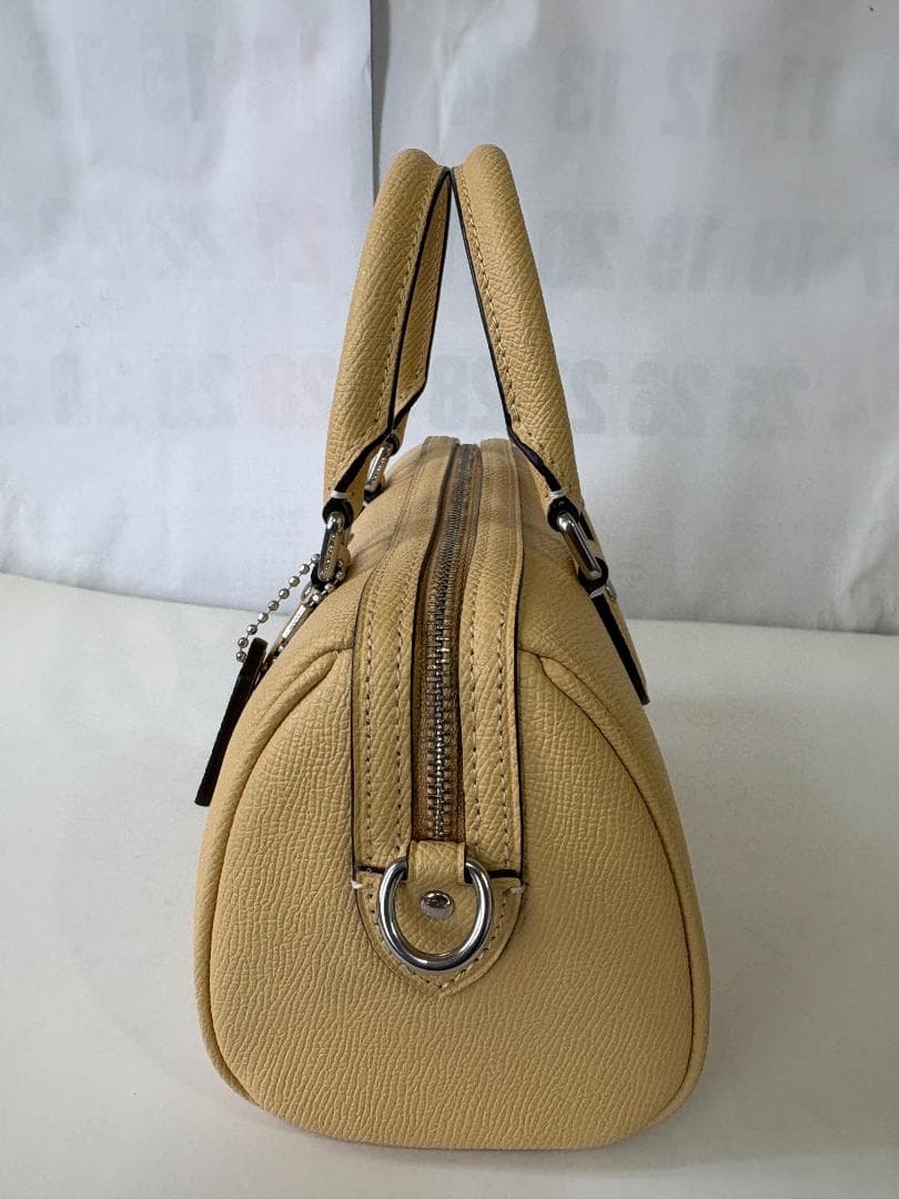 ほぼ未使用　コーチ ミニ ローアン ショルダーバッグ 2way PVC ホワイト