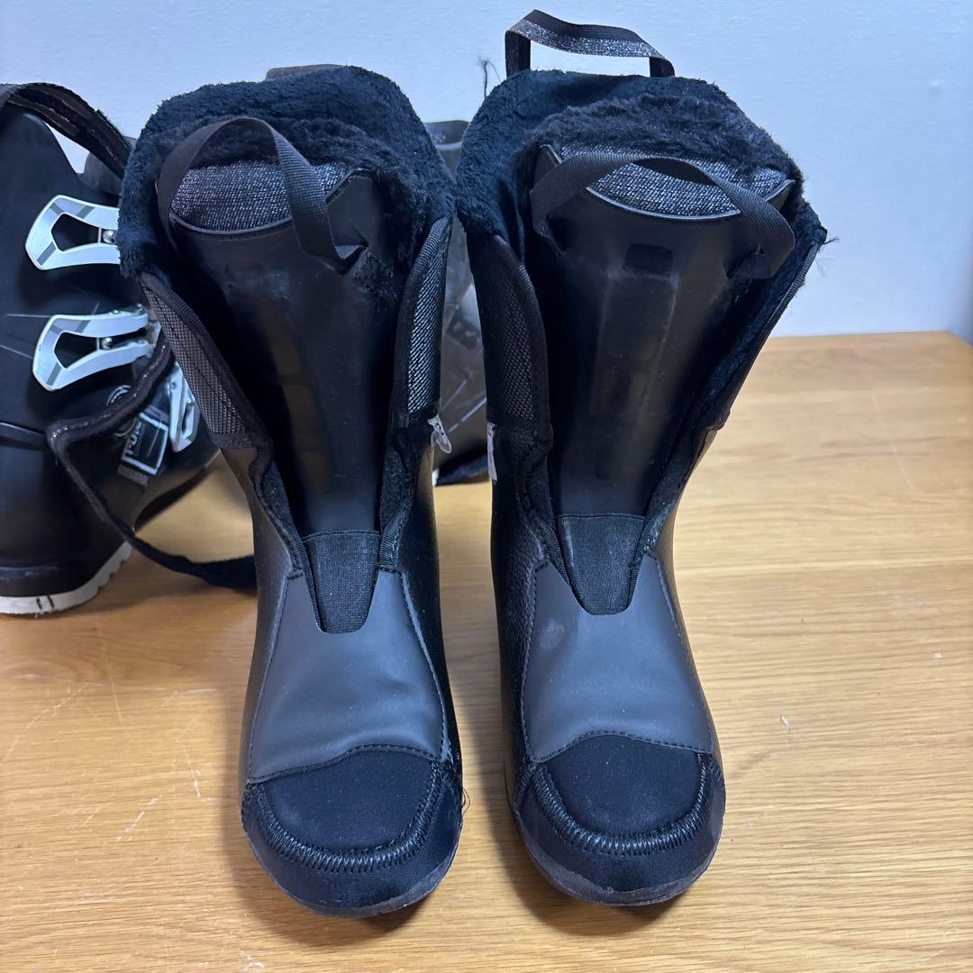 22年モデル Rossignolスキーブーツ レディース　22-23.5cm