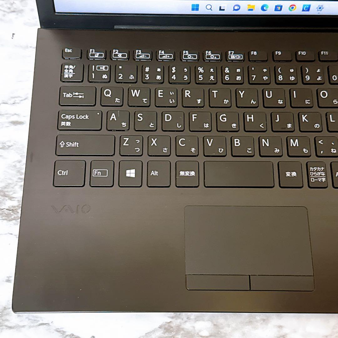 【限定価格】高性能i7＆爆速SSD/メモリ16GB✨VAIO 軽量ノートパソコン