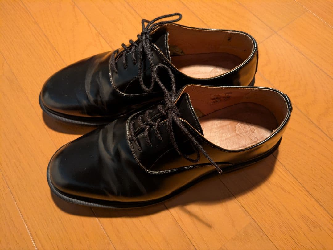 大特価　希少　超美品　ドクターマーチン　UK8