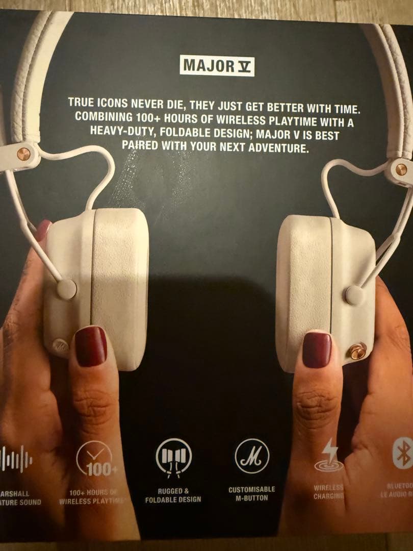 Marshall ワイヤレスオンイヤーヘッドホン Major V クリーム