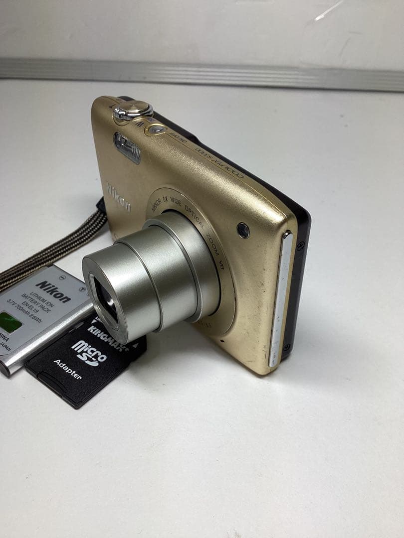 み*須様 Nikon COOLPIX S3300ゴールド 本体　撮影可能