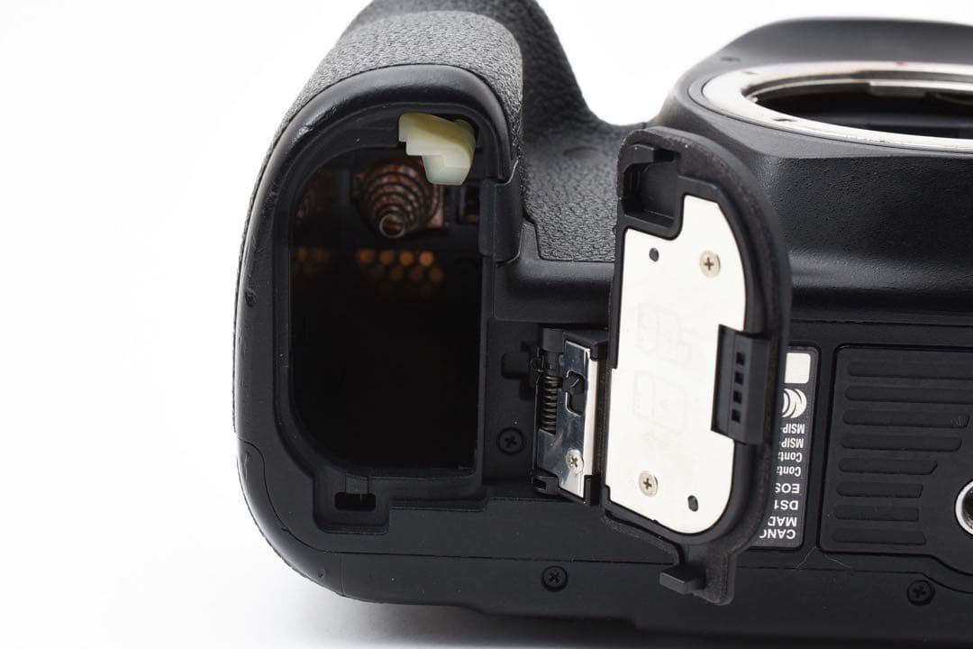 一眼レフカメラ☆Canon EOS 5D Mark IV標準&望遠レンズセット