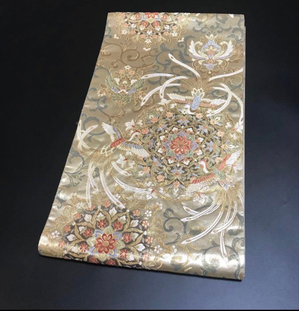 ［7192］［7207］黒留袖 美品 駒刺繍 金彩 比翼付 五つ紋沢瀉正絹着物袷