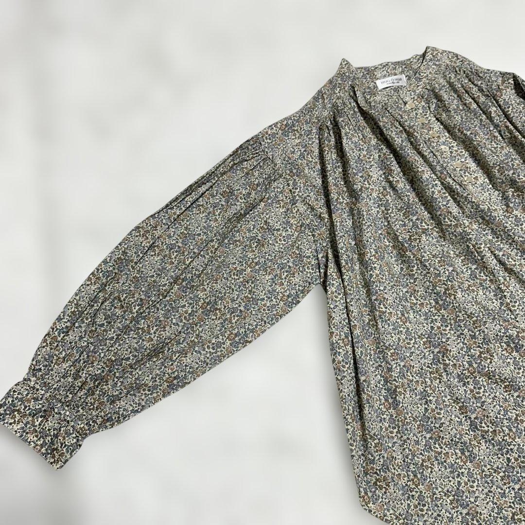 ✨未使用級✨ HUG Ō WäR リバティプリント ブラウス