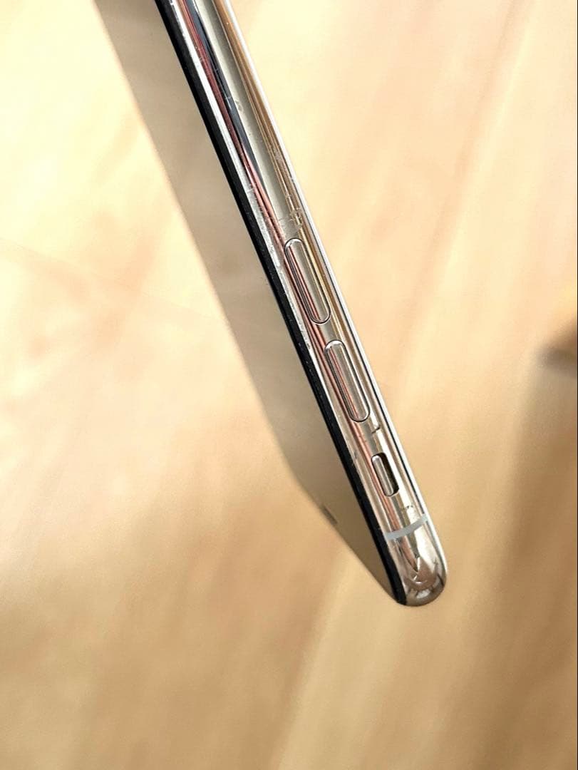 iPhoneXS / バッテリー72% / 256GB / SIMロックあり