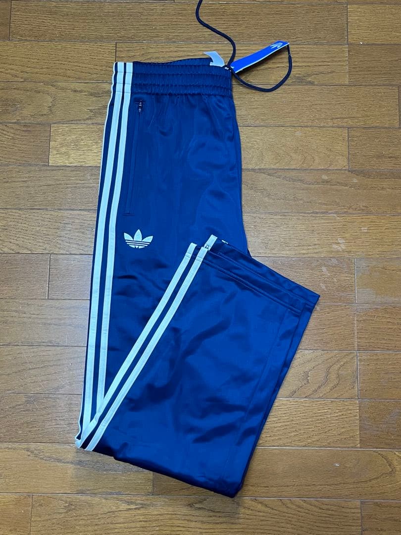 adidas oasis トラックパンツ L