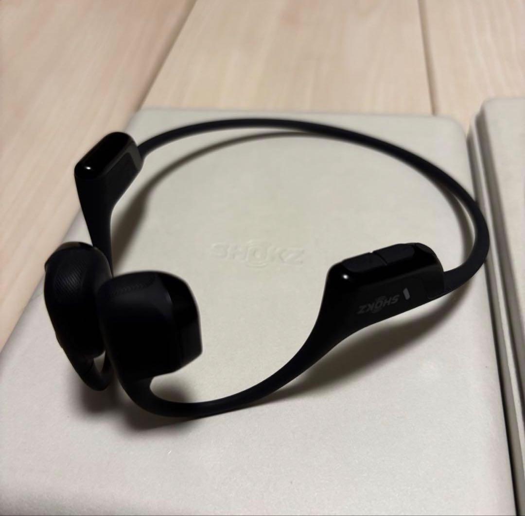 【美品】Shokz OpenRun Pro 2（骨伝導イヤホン）