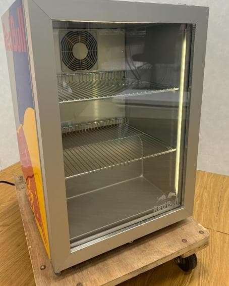 RebBull 冷蔵庫