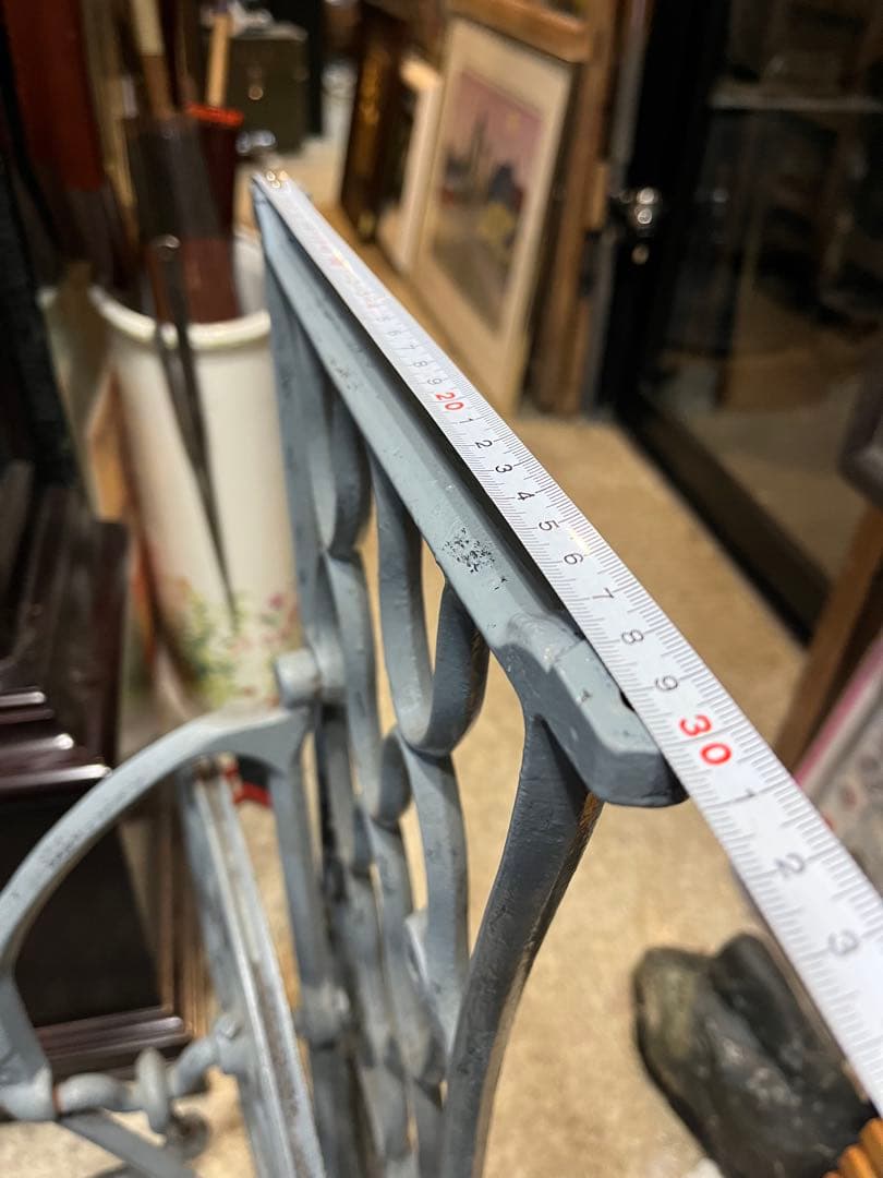 トロルの足跡です 網目ミシン脚、 ミシン脚、シグナルミシンの脚