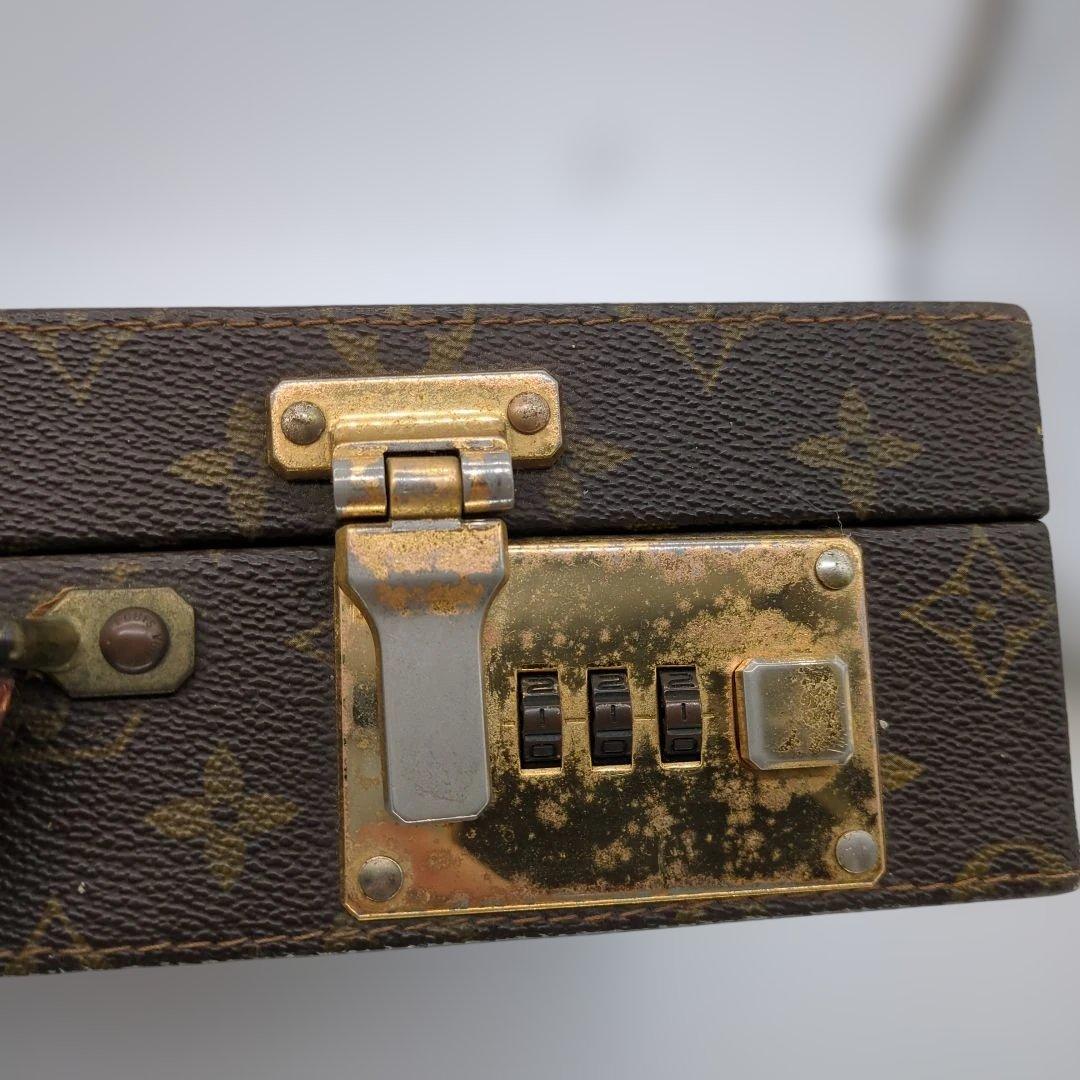 ルイヴィトン モノグラム クラッシャー アタッシュケース M53124