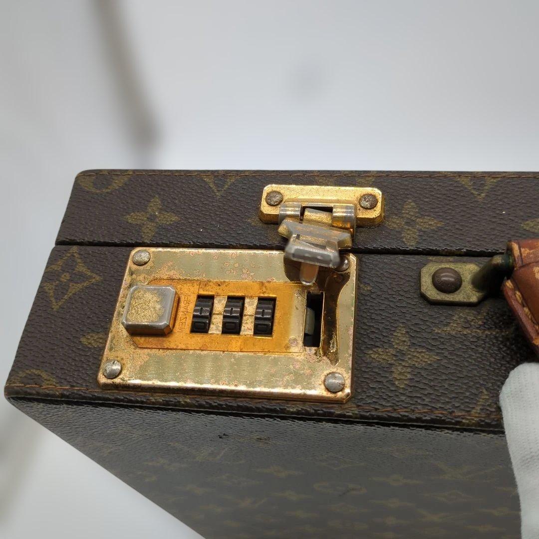 ルイヴィトン モノグラム クラッシャー アタッシュケース M53124