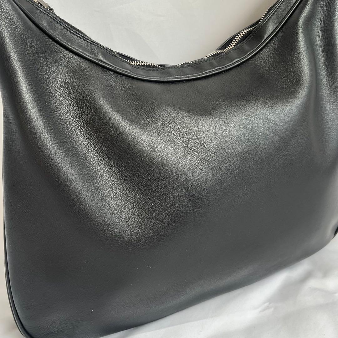 ✨極美品✨　GUCCI ショルダーバッグ　ワンショルダー 肩掛け　レザー　黒