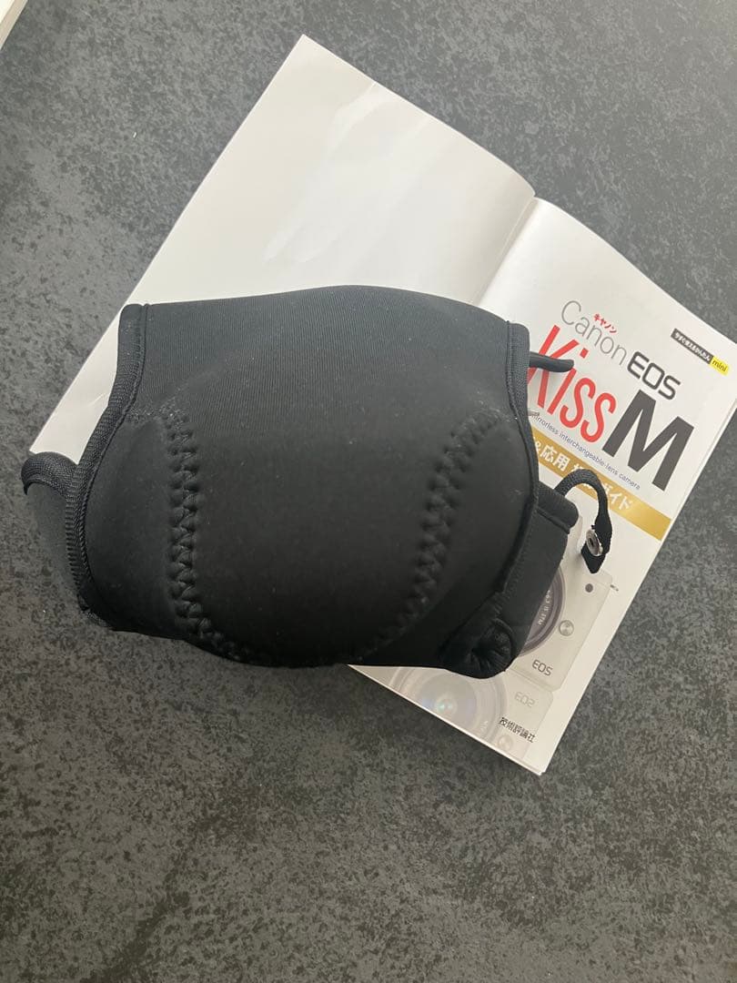 Canon キャノン EOS kiss M ダブルレンズ キット　一眼