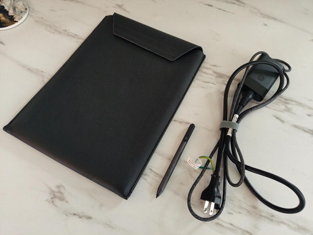 【付属品あり】Spectre x360 Convertible13-ap0xxx