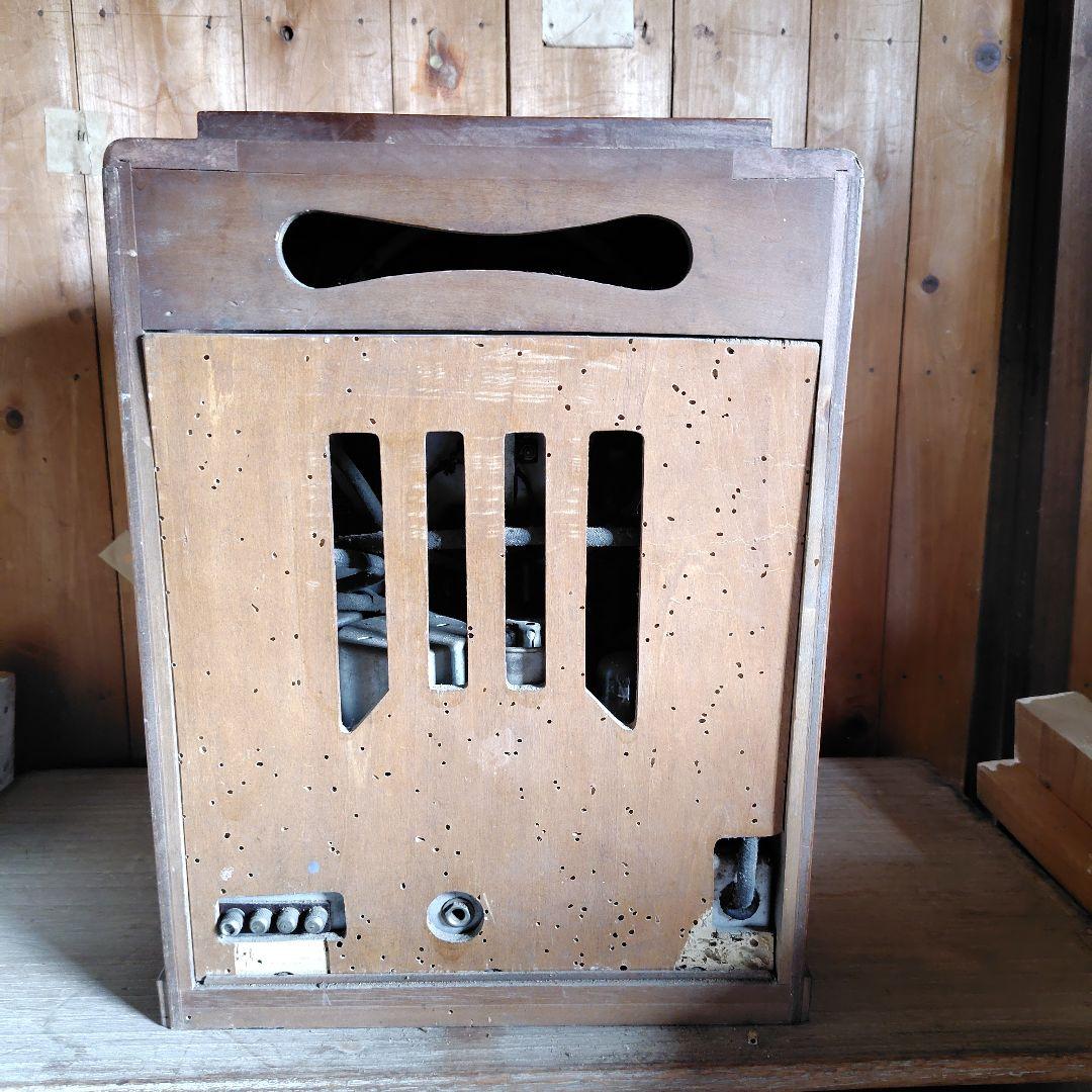 お年玉価格　真空管ラジオ ブラウン