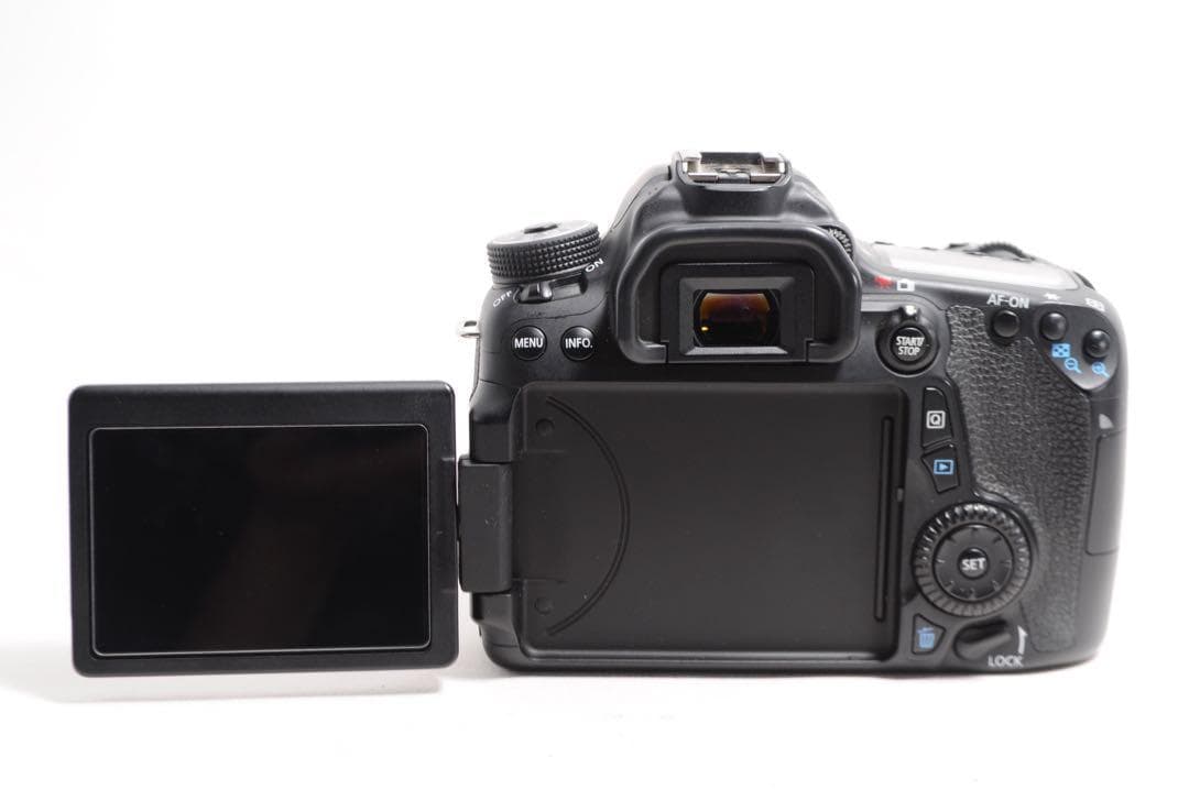 超望遠❤️Canon EOS 70D❤️ダブルズームキット❤️一眼レフカメラ