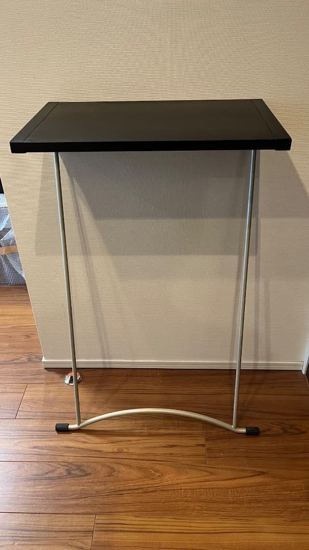 ポラダ porada STALI 壁掛け スタンディングデスク 飾り台