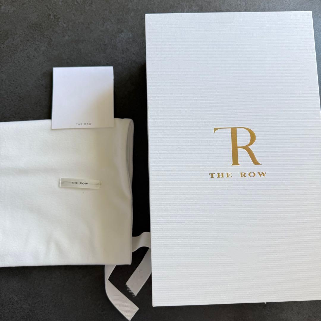 Liisa レザー キトゥンヒール