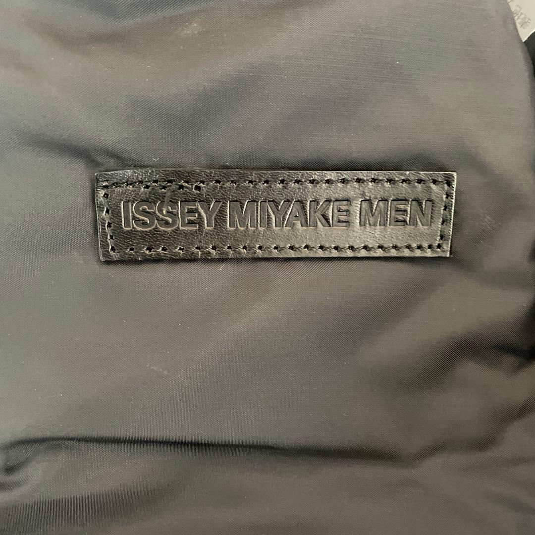 ISSEY MIYAKE MEN ブラックベスト Fサイズ