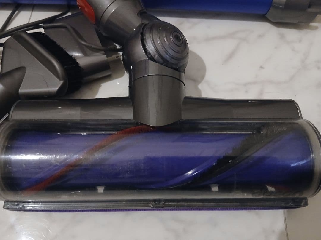 Dyson V10 SV12 本体＋付属品多数 動作確認済