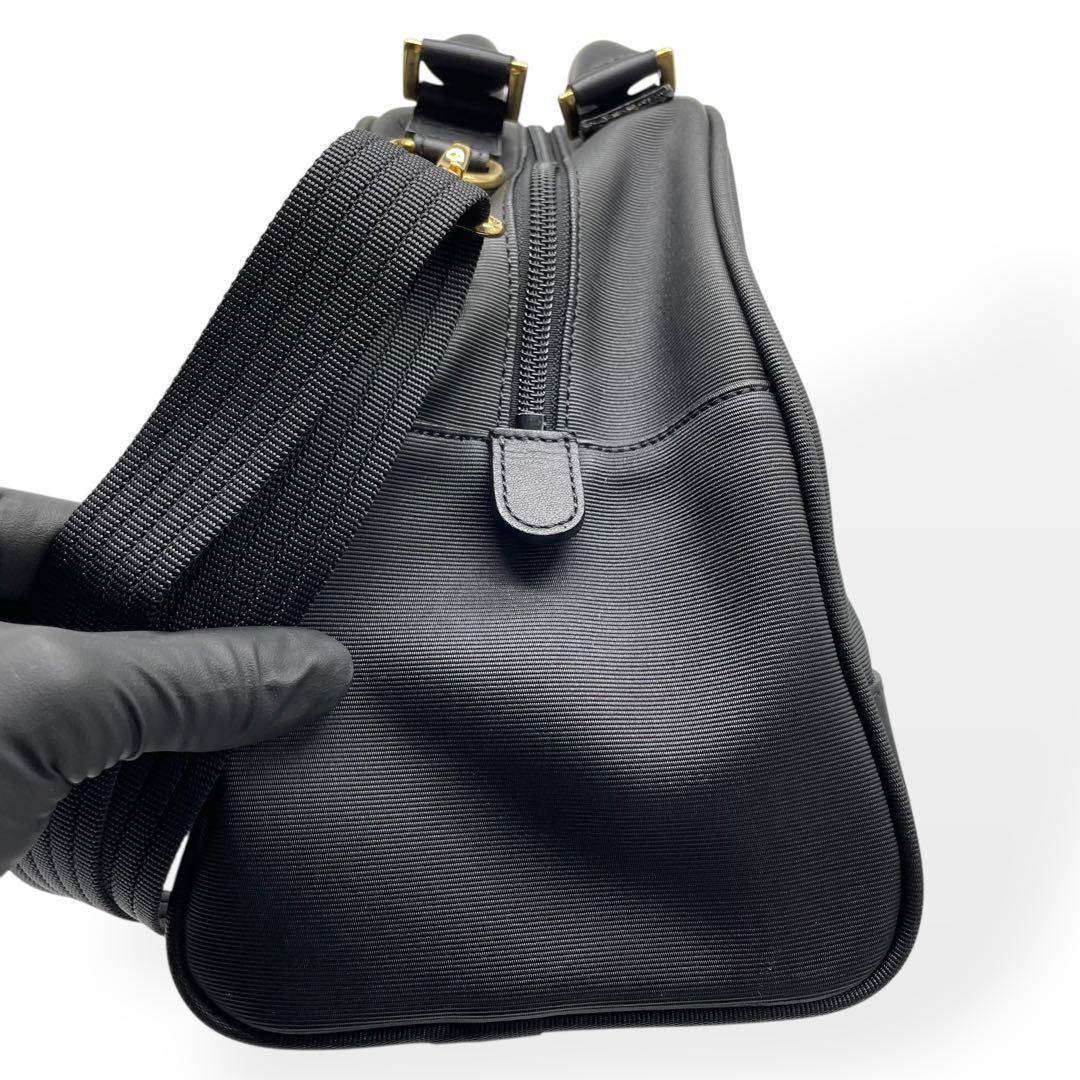 美品　希少　GIANNNI VERSACE 2way ショルダーバッグ　ブラック