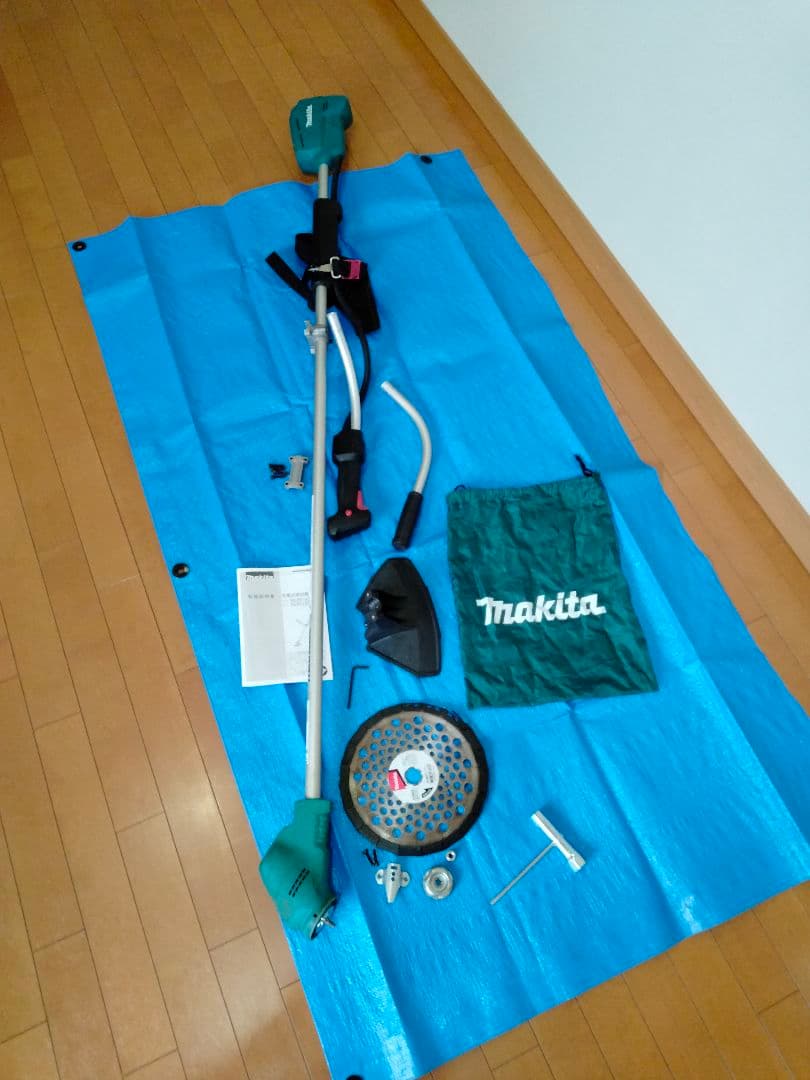 マキタ makita 充電式草刈機 MUR182UD 草刈り機