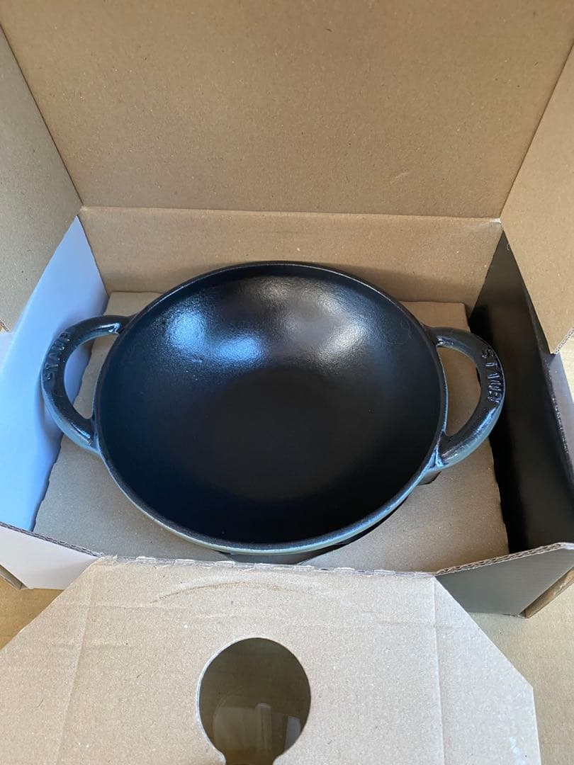 ストウブ　ベビーウォック 16cm ガラス蓋付 ユーカリ【 未使用 】