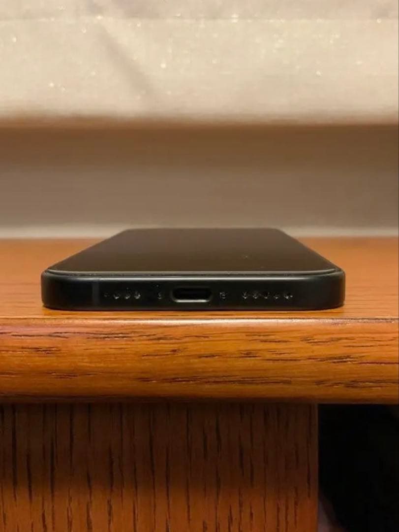 iPhone15 128GB simフリー　バッテリー容量99% ブラック