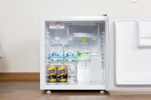 ワンドア両開き冷蔵庫 46リットル　ホワイト