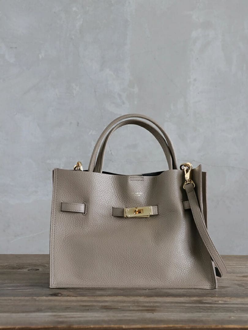 VIOLAd'ORO イタリアンWフェイスレザートートバック　ライトト-プ