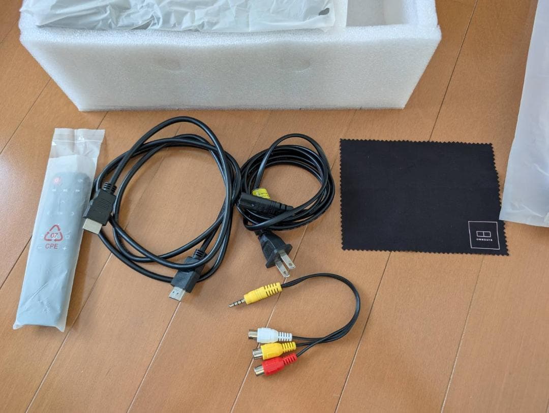 YOWHICK 1080Pプロジェクター GDP1W 本体