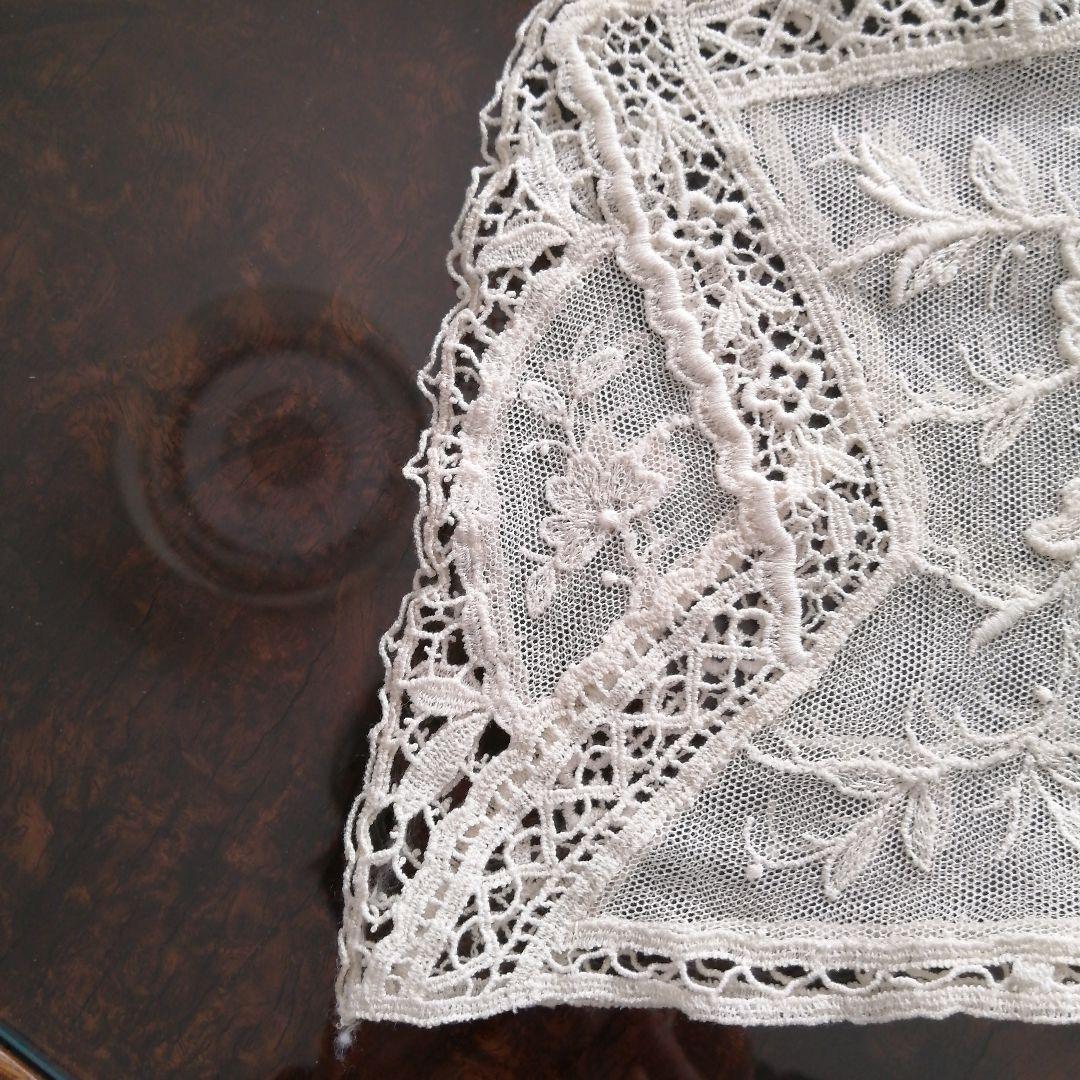 英国　アンティーク　レースのティーコジー