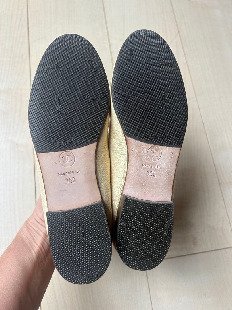 CHANEL ベージュ リボン付きバレエシューズ