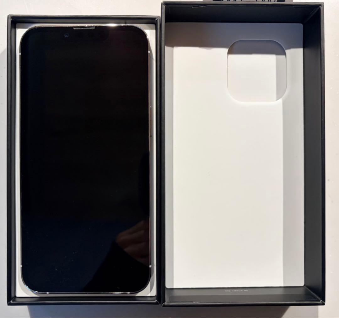 MadoPutra iPhone 13 Pro 256GB ホワイト