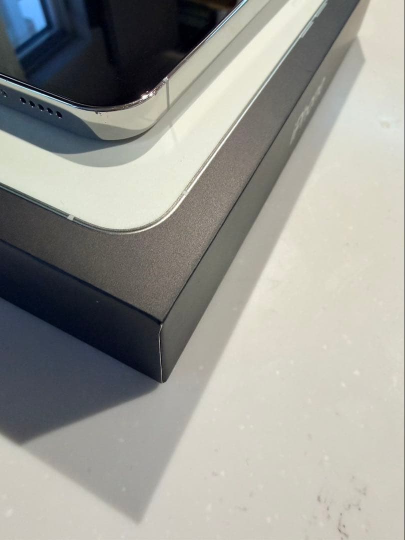 MadoPutra iPhone 13 Pro 256GB ホワイト