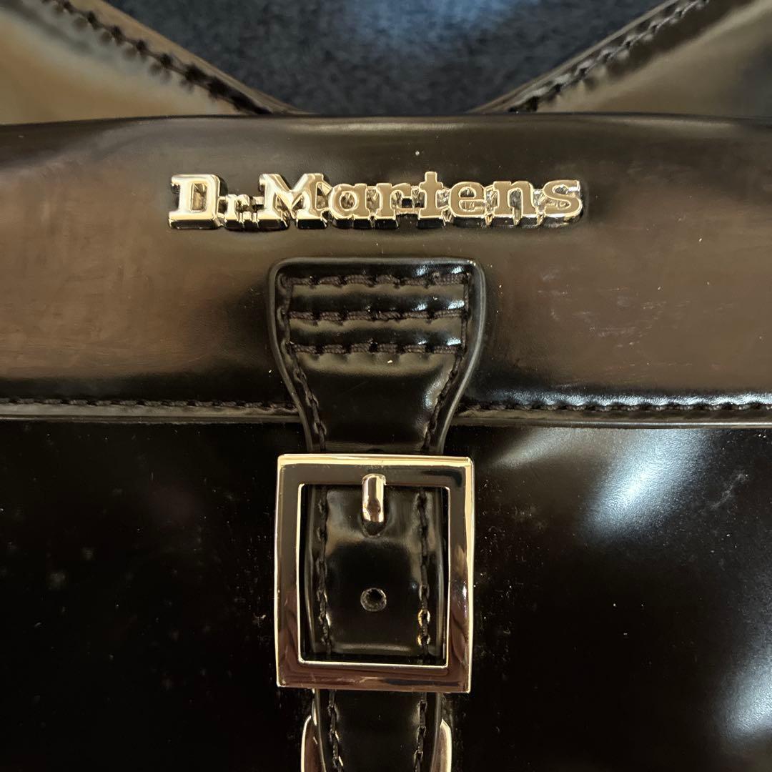 ドクターマーチンリボン型バッグ