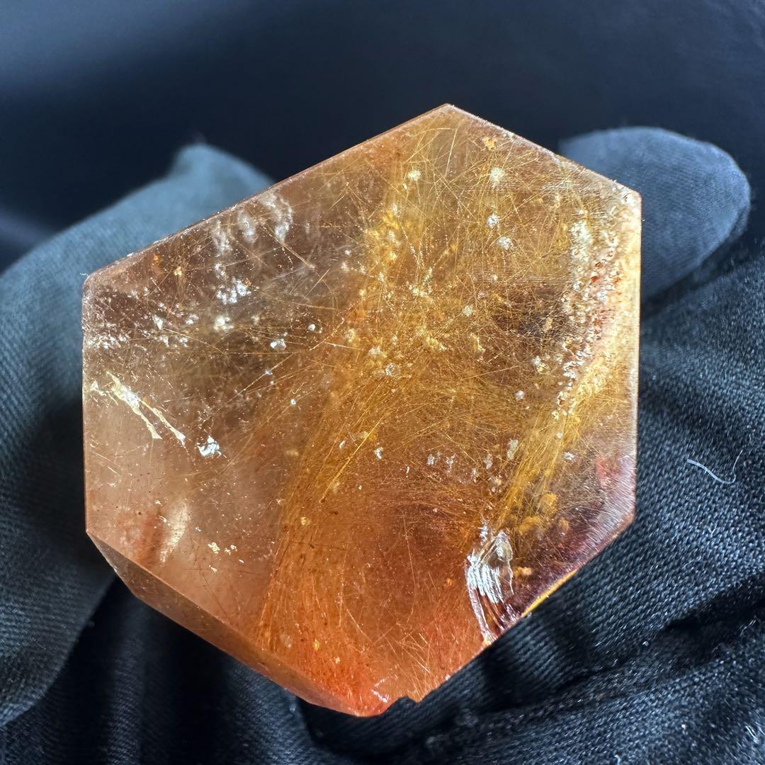 【金運up❗️】レア♡とても可愛い❤️ガーデンルチルクォーツ六角柱庭園水晶A1340