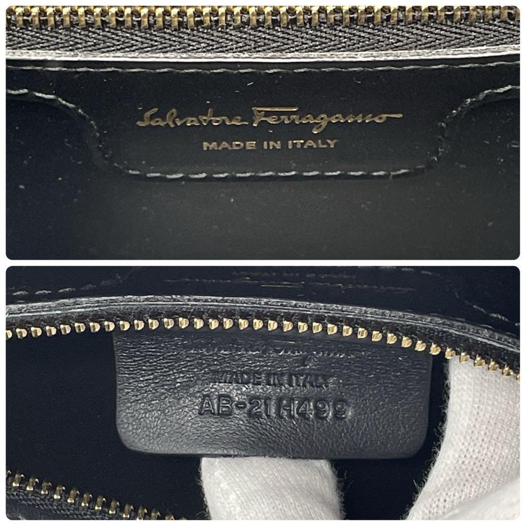 未使用級● フェラガモ ショルダーバッグ ガンチーニ 金具 モノグラム レザー