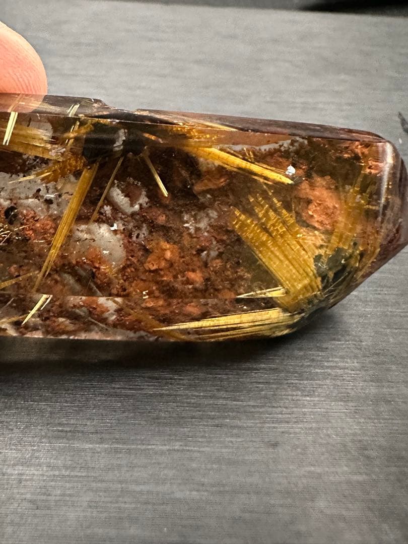 ゴールドルチルクォーツ