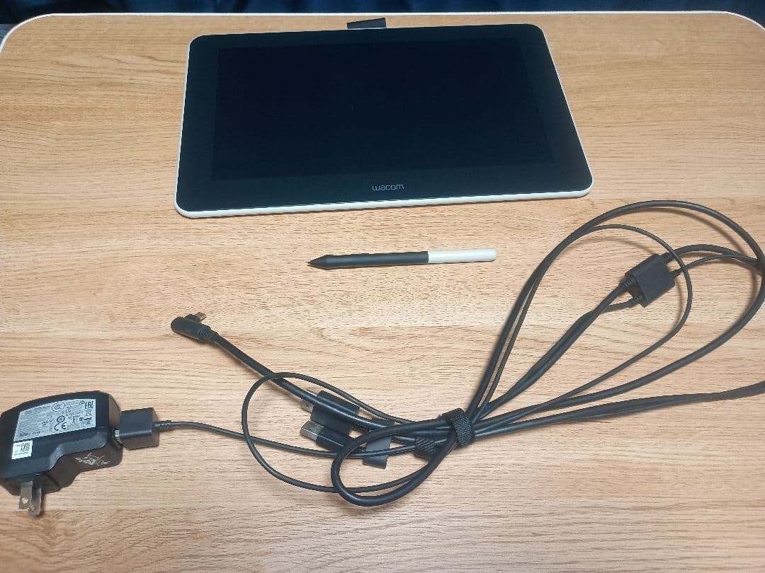 液タブ・ペンタブ WACOM One 13 DTC133