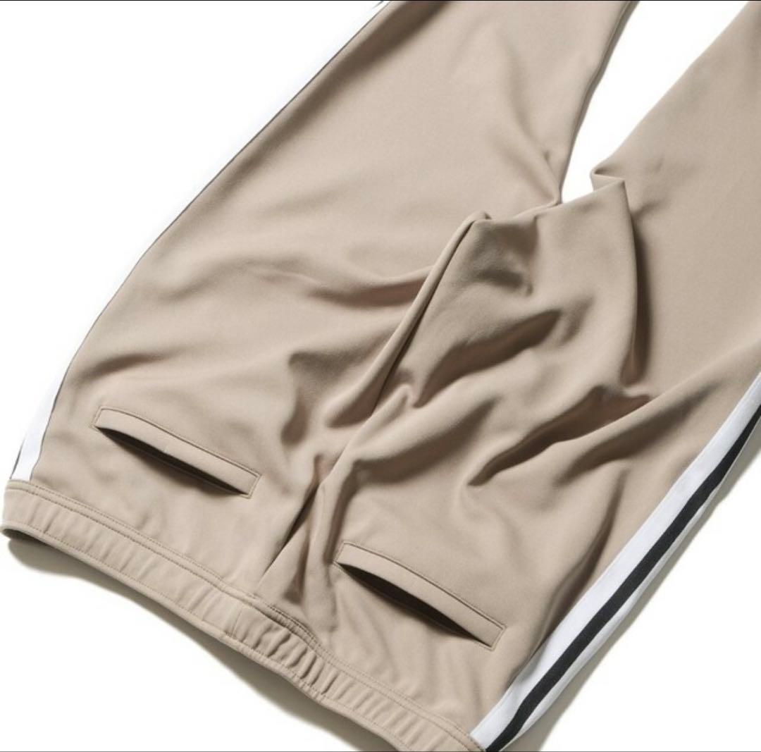 新品 FCRB ジャージ トレーニングトラックパンツ　ベージュ　サイズM